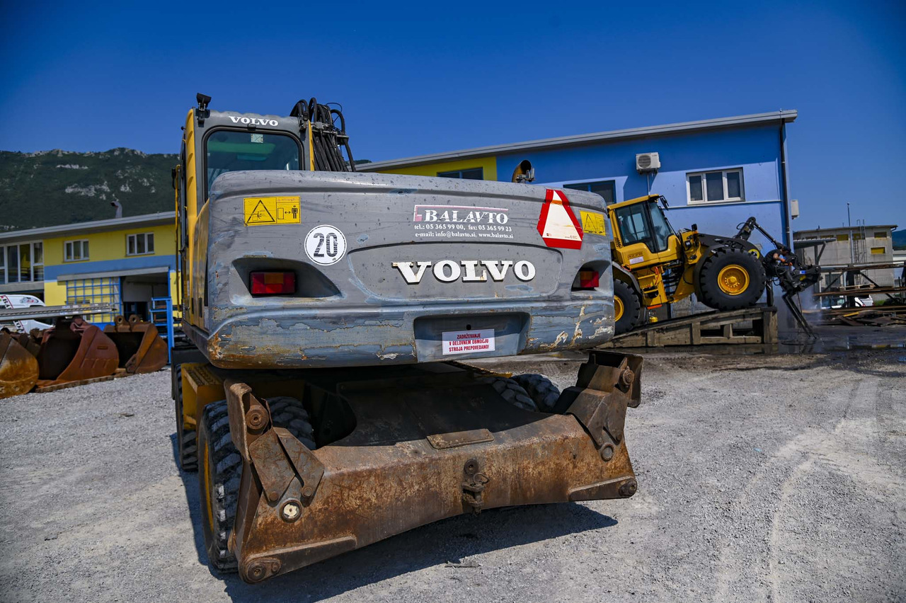 VOLVO EW180B - Колесен багер: снимка 5 VOLVO EW180B - Колесен багер: снимка 5