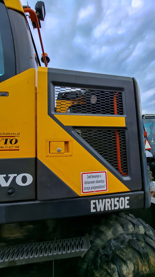 Колесен багер VOLVO EWR150E: снимка 36 Колесен багер VOLVO EWR150E: снимка 36