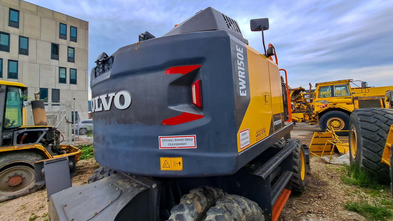 Колесен багер VOLVO EWR150E: снимка 21 Колесен багер VOLVO EWR150E: снимка 21