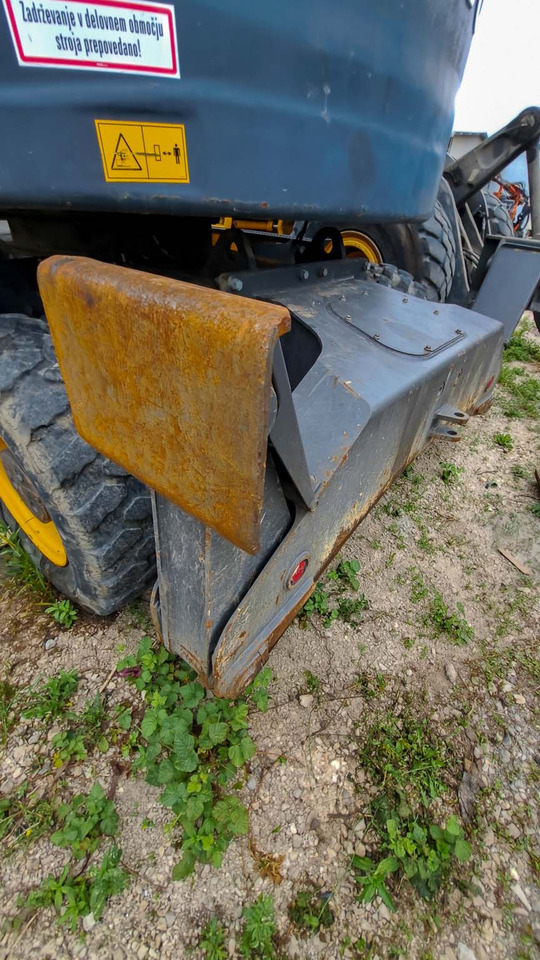 Колесен багер VOLVO EWR150E: снимка 19 Колесен багер VOLVO EWR150E: снимка 19