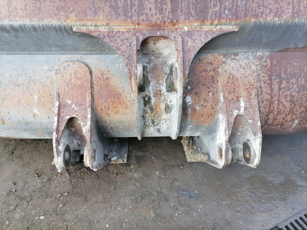 VOLVO loader bucket 2800 mm - Кофа за товарач за Колесен товарач: снимка 4 VOLVO loader bucket 2800 mm - Кофа за товарач за Колесен товарач: снимка 4