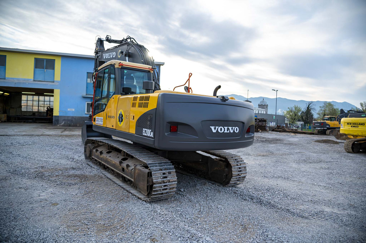 Volvo EC210CNL - Верижен багер: снимка 5 Volvo EC210CNL - Верижен багер: снимка 5
