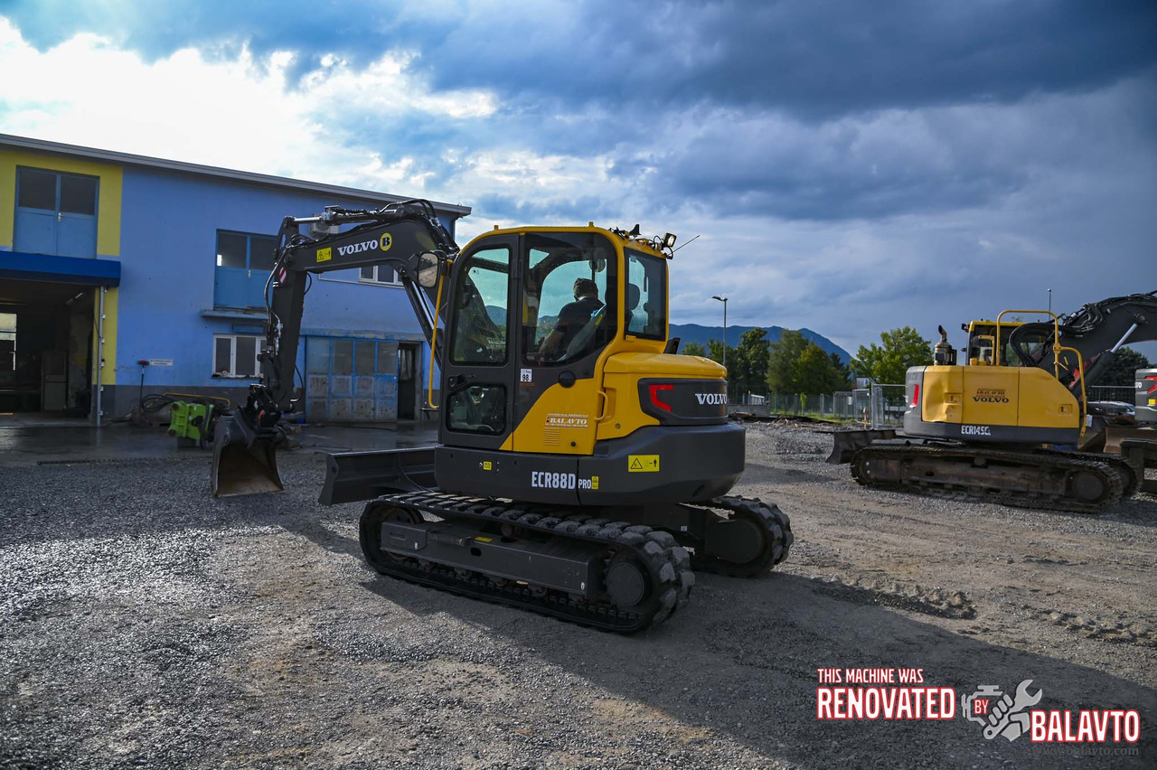 Volvo ECR88D - Мини багер: снимка 5 Volvo ECR88D - Мини багер: снимка 5