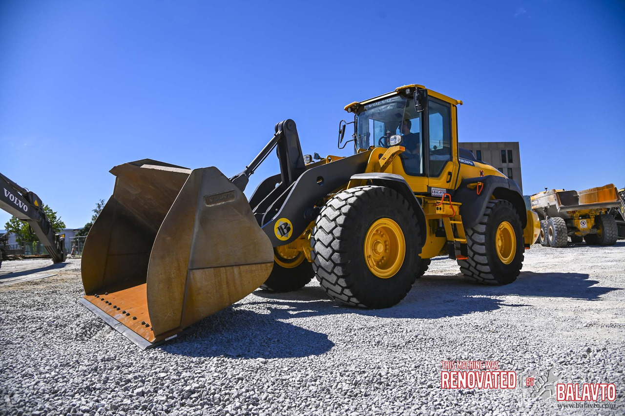 Volvo L120H - Колесен товарач: снимка 1 Volvo L120H - Колесен товарач: снимка 1
