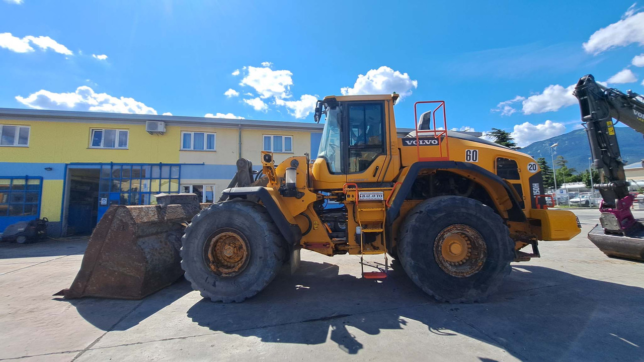 Volvo L150H - Колесен товарач: снимка 1 Volvo L150H - Колесен товарач: снимка 1