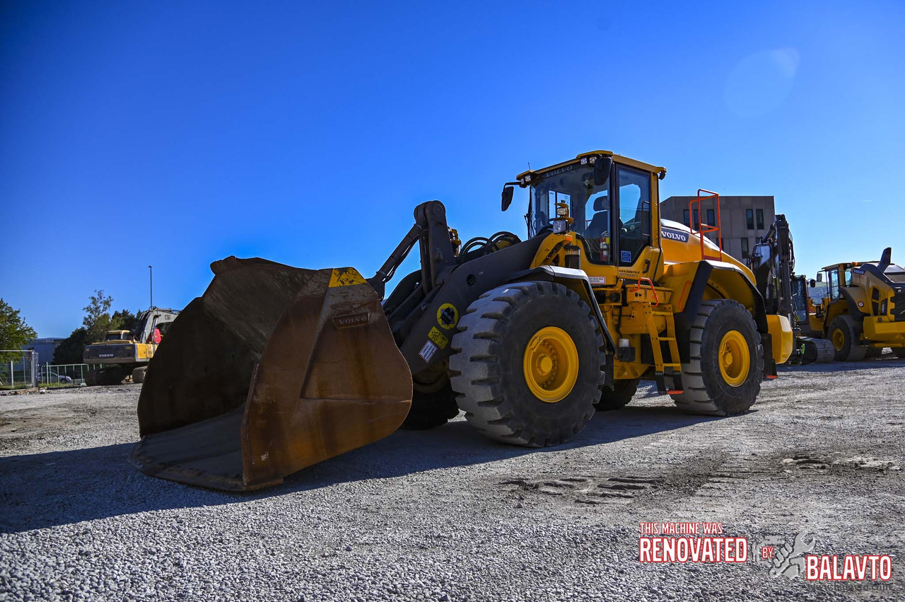 Volvo L180H - Колесен товарач: снимка 1 Volvo L180H - Колесен товарач: снимка 1
