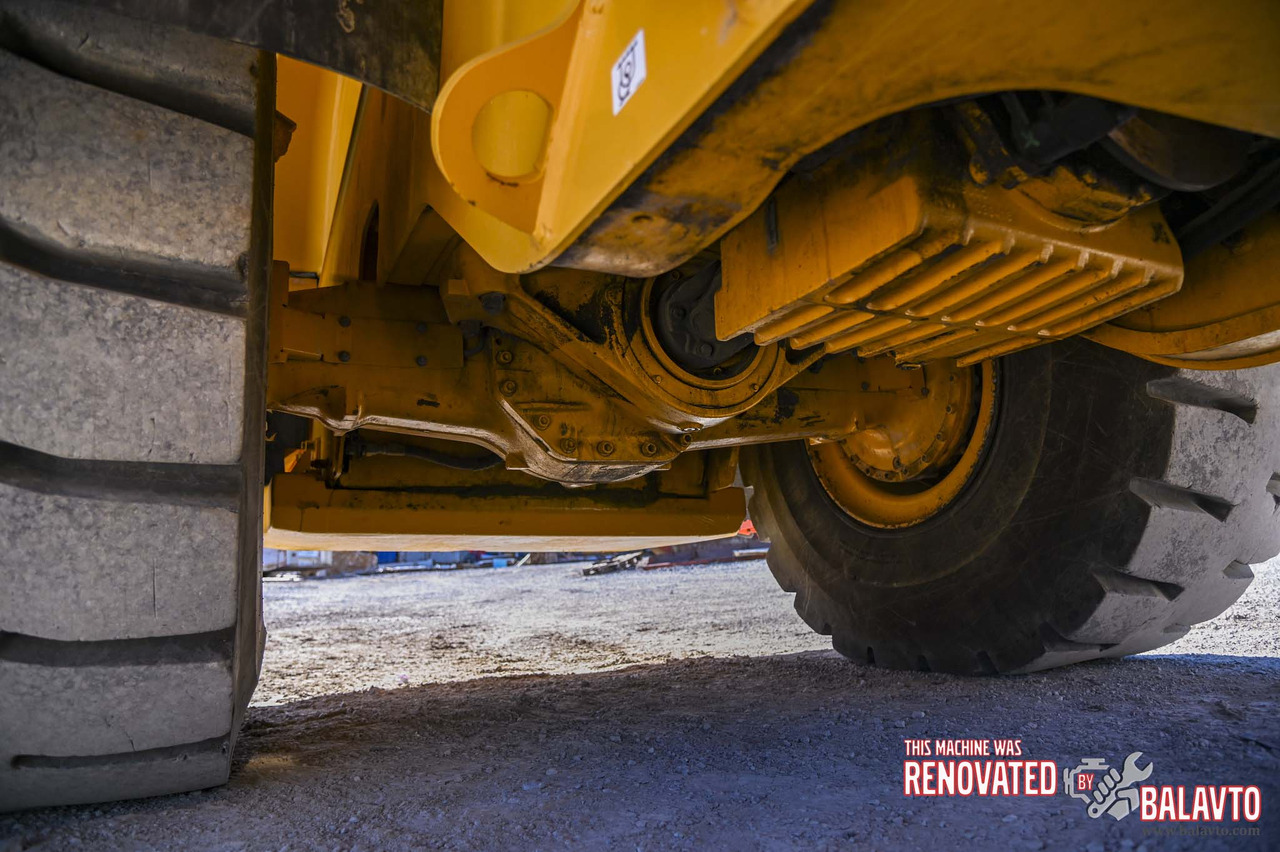 Колесен товарач Volvo L180H: снимка 16