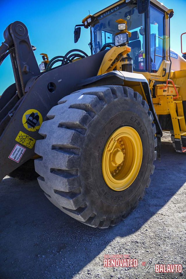 Колесен товарач Volvo L180H: снимка 22
