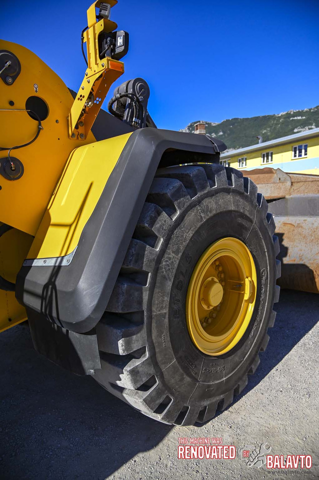 Колесен товарач Volvo L180H: снимка 29