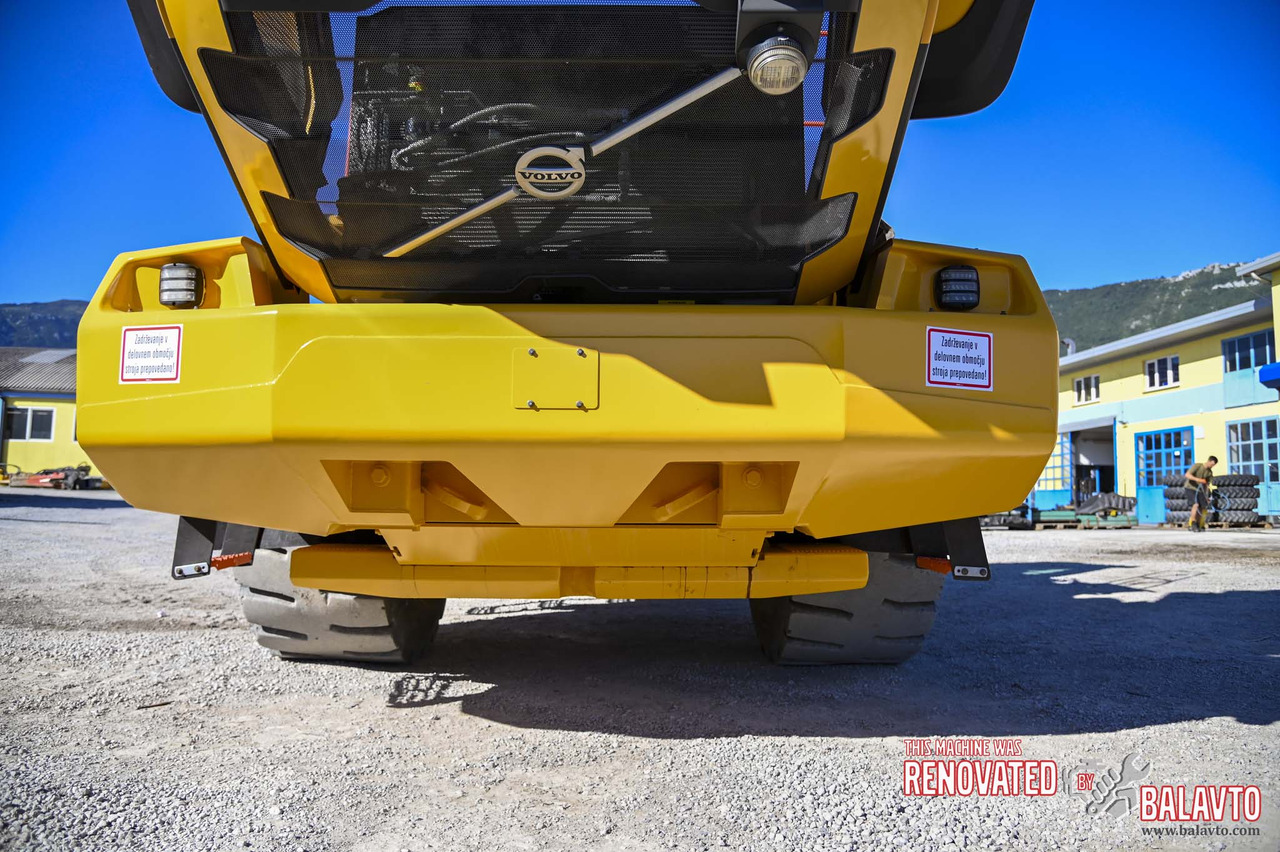 Колесен товарач Volvo L180H: снимка 31