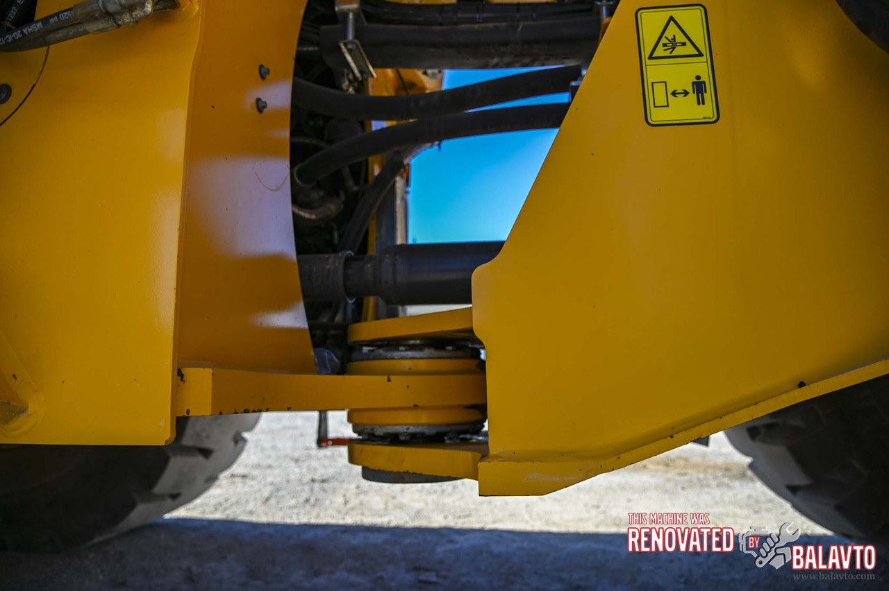 Колесен товарач Volvo L180H: снимка 20