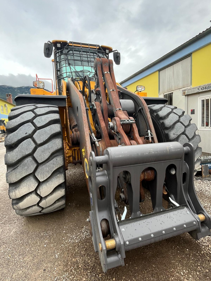 Volvo L220H - Колесен товарач: снимка 5 Volvo L220H - Колесен товарач: снимка 5