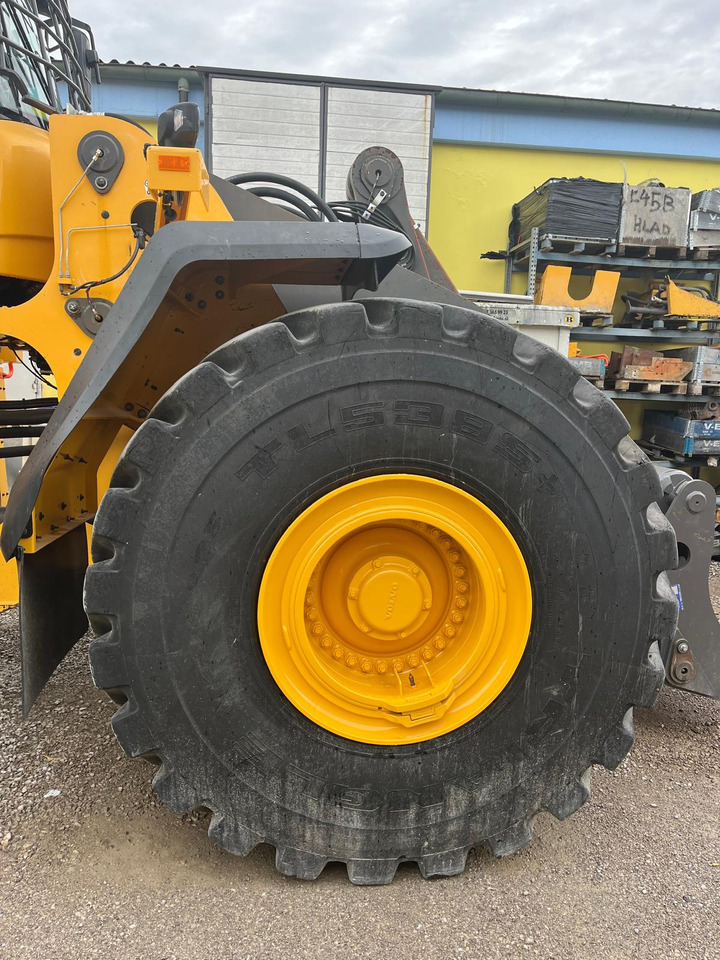 Volvo L220H - Колесен товарач: снимка 4 Volvo L220H - Колесен товарач: снимка 4