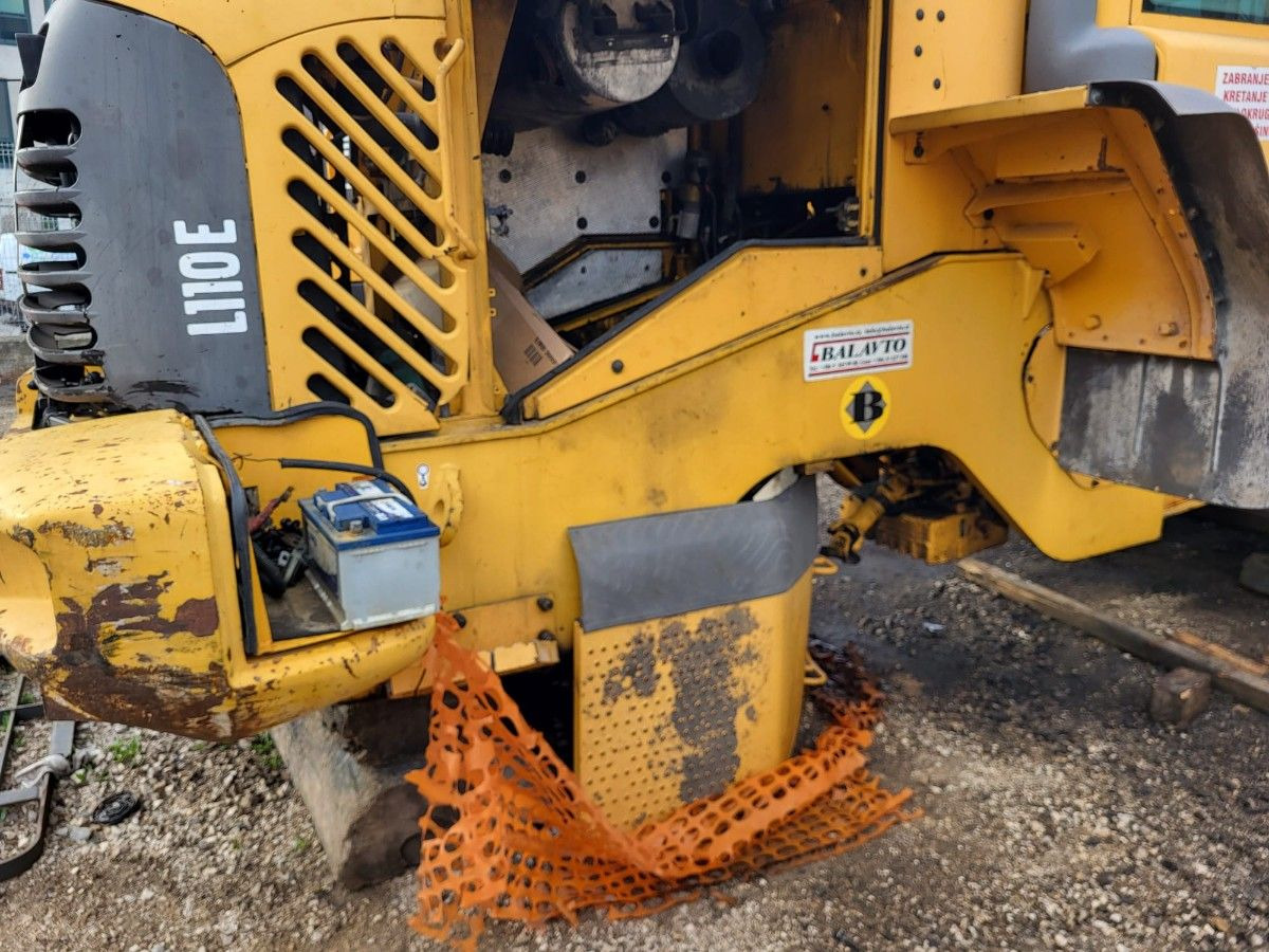 Volvo rear frame - Рама/ Шаси за Товарач: снимка 3 Volvo rear frame - Рама/ Шаси за Товарач: снимка 3