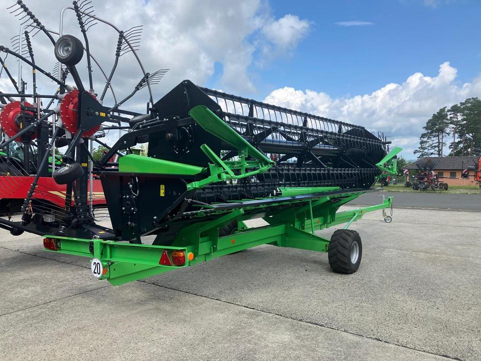 Deutz Fahr Schneidwerk DH540A inkl Schneidwerkwagen Mähdrescher - Хедер: снимка 1 Deutz Fahr Schneidwerk DH540A inkl Schneidwerkwagen Mähdrescher - Хедер: снимка 1