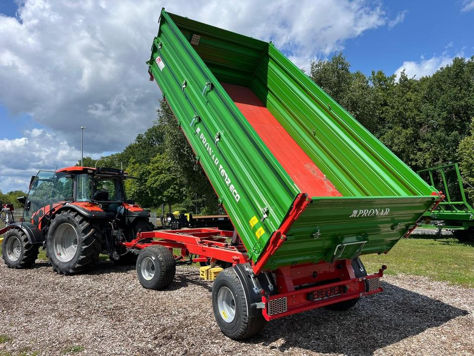 Kipper Pronar T672 Eco 8t 40km/h Anhänger Auflaufbremse - Селскостопанско ремарке самосвал: снимка 1 Kipper Pronar T672 Eco 8t 40km/h Anhänger Auflaufbremse - Селскостопанско ремарке самосвал: снимка 1