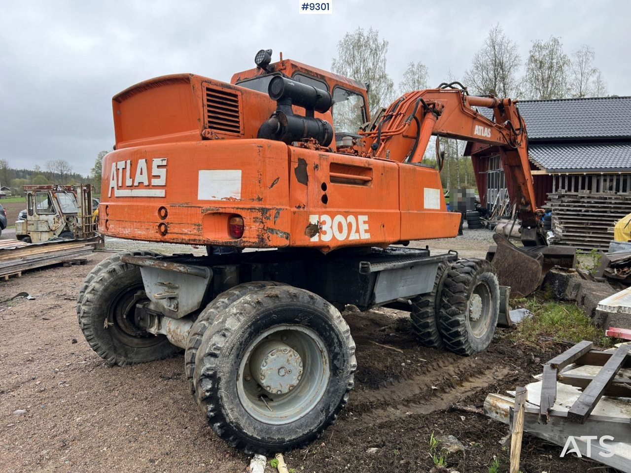 Atlas 1302 E Wheeled excavator with attachments (VIDEO) - Колесен багер: снимка 5 Atlas 1302 E Wheeled excavator with attachments (VIDEO) - Колесен багер: снимка 5