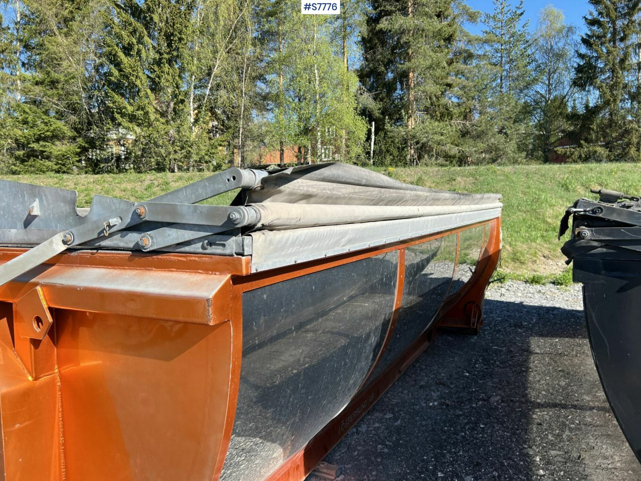 Balticum Frinab LV-13,5 Asphalt flatbed - Мултилифт контейнер: снимка 4 Balticum Frinab LV-13,5 Asphalt flatbed - Мултилифт контейнер: снимка 4