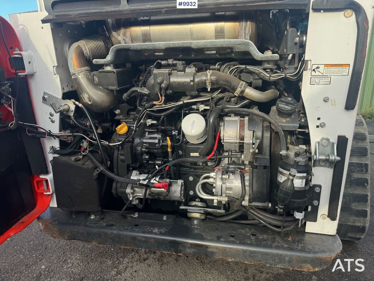 Bobcat T770 Compact loader (VIDEO) - Мини верижен товарач: снимка 4 Bobcat T770 Compact loader (VIDEO) - Мини верижен товарач: снимка 4