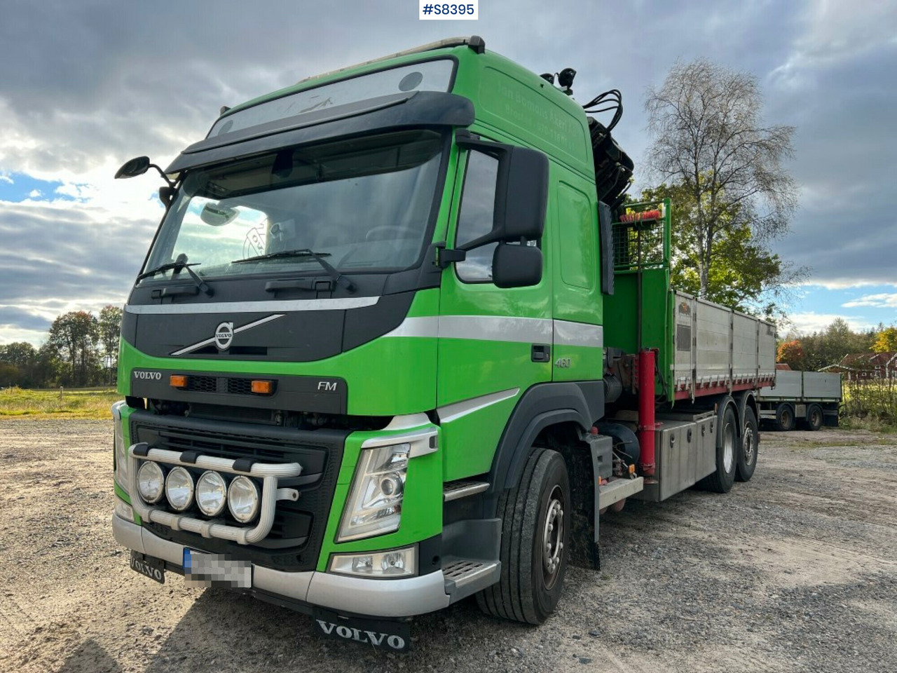 Boom truck with tipper Volvo FM 6x2 - Камион с кран: снимка 1 Boom truck with tipper Volvo FM 6x2 - Камион с кран: снимка 1