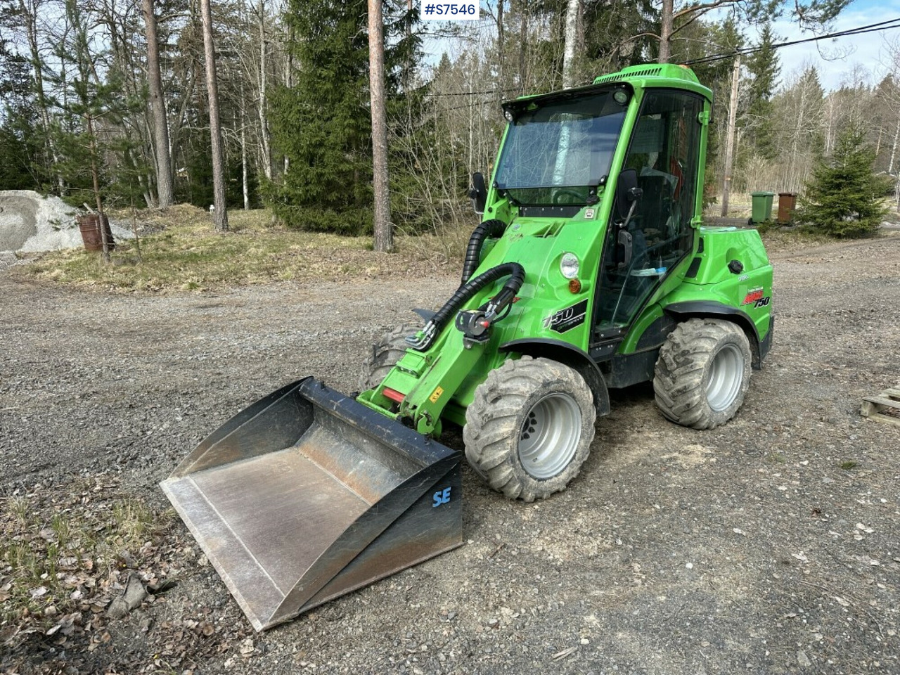 COMPACT LOADER, AVANT 750, WITH MANY TOOLS (SEE VIDEO) - Компактен товарач: снимка 1 COMPACT LOADER, AVANT 750, WITH MANY TOOLS (SEE VIDEO) - Компактен товарач: снимка 1
