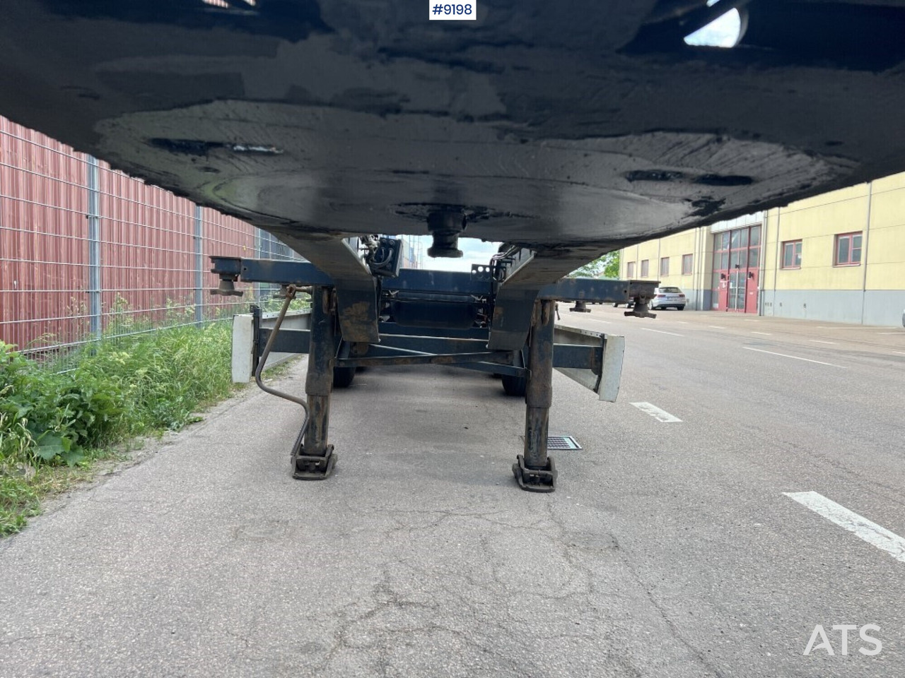 Container chassi - Krone SD - Контейнеровоз/ Сменна каросерия полуремарке: снимка 3 Container chassi - Krone SD - Контейнеровоз/ Сменна каросерия полуремарке: снимка 3