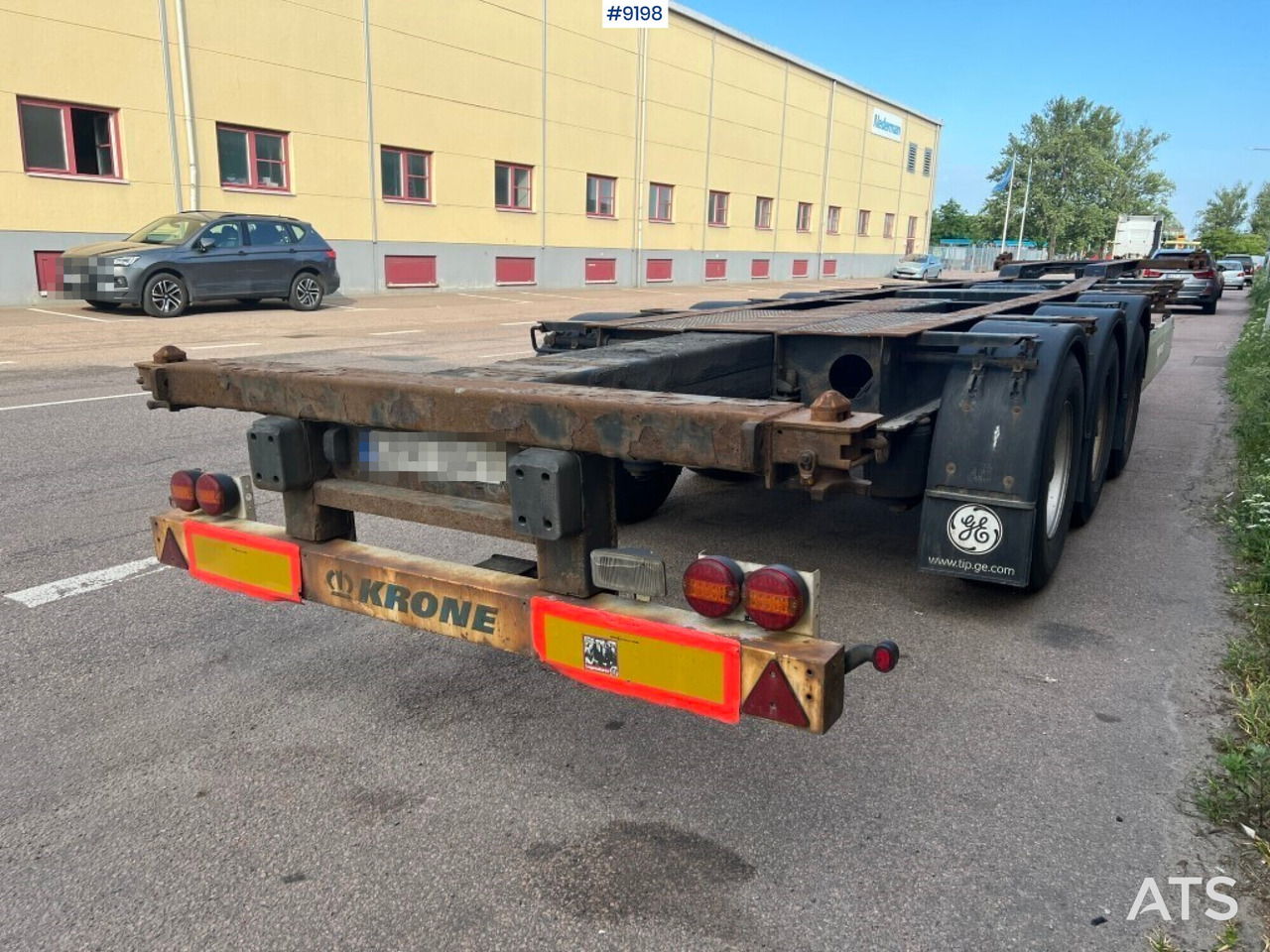 Container chassi - Krone SD - Контейнеровоз/ Сменна каросерия полуремарке: снимка 4 Container chassi - Krone SD - Контейнеровоз/ Сменна каросерия полуремарке: снимка 4
