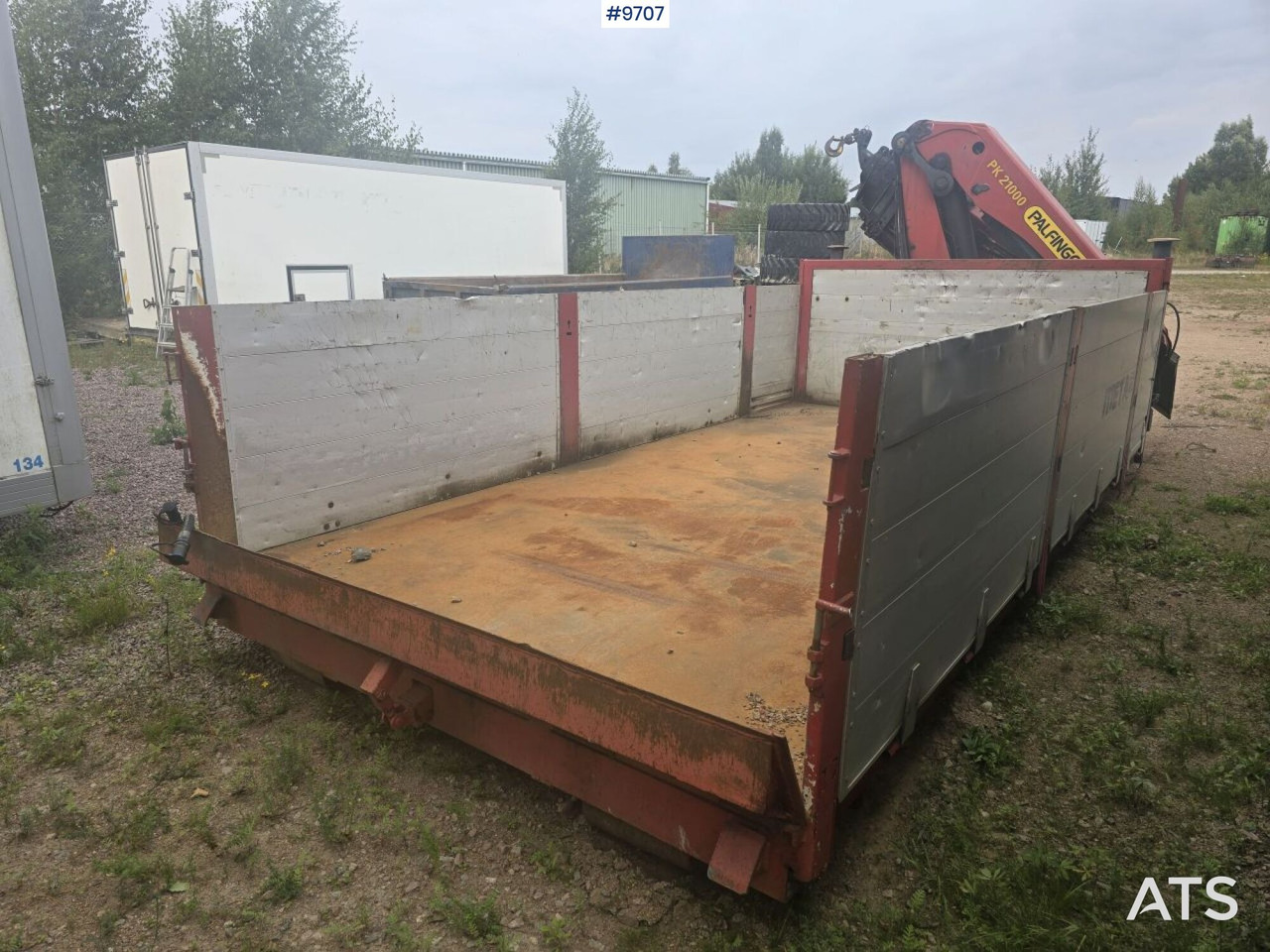 Crane flatbed Palfinger 21 t/m - Бордова каросерия: снимка 2 Crane flatbed Palfinger 21 t/m - Бордова каросерия: снимка 2