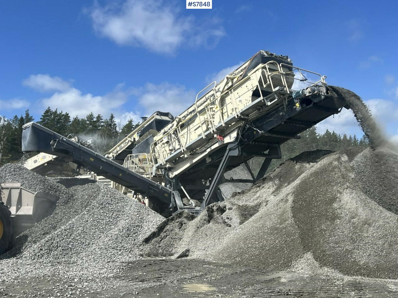 Crusher on tracks, Metso Lokotrack LT 330D (See video) - Трошачка: снимка 4 Crusher on tracks, Metso Lokotrack LT 330D (See video) - Трошачка: снимка 4