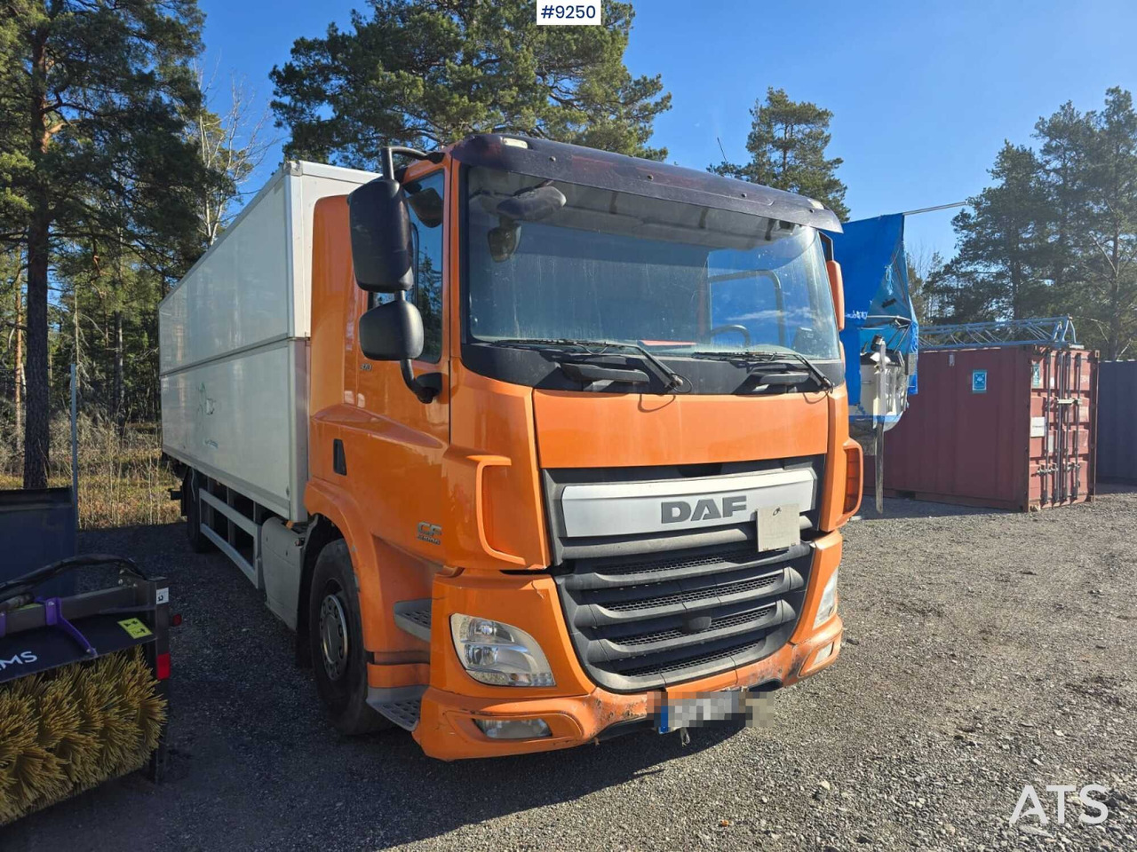 DAF CF 370Y Box truck, Height adjustable box - Камион фургон: снимка 2 DAF CF 370Y Box truck, Height adjustable box - Камион фургон: снимка 2