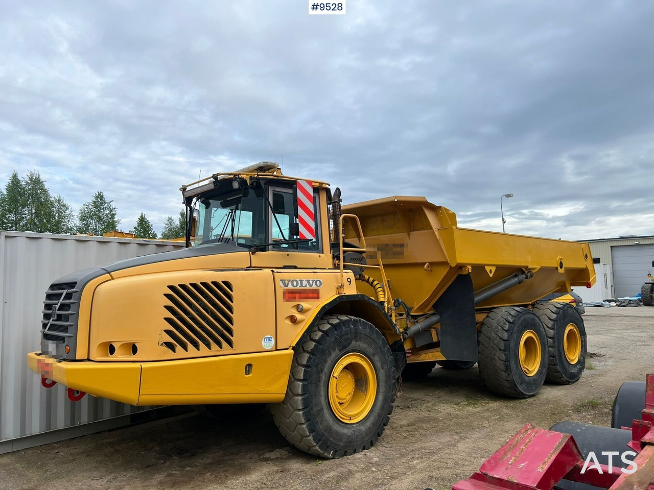 Dumper Volvo A25D 6X6 (SEE VIDEO) - Съчленен самосвал: снимка 2 Dumper Volvo A25D 6X6 (SEE VIDEO) - Съчленен самосвал: снимка 2