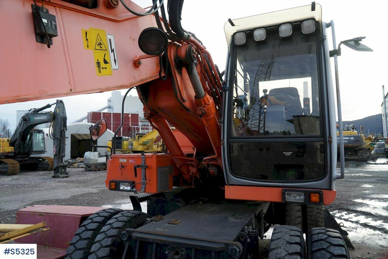 Багер EXCAVATOR Hitachi  EX165W with tools: снимка 17 Багер EXCAVATOR Hitachi  EX165W with tools: снимка 17