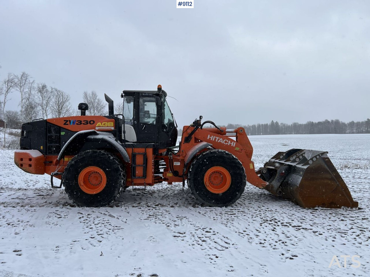 Hitachi ZW 330-5B Wheel loader with bucket (VIDEO) - Колесен товарач: снимка 3 Hitachi ZW 330-5B Wheel loader with bucket (VIDEO) - Колесен товарач: снимка 3