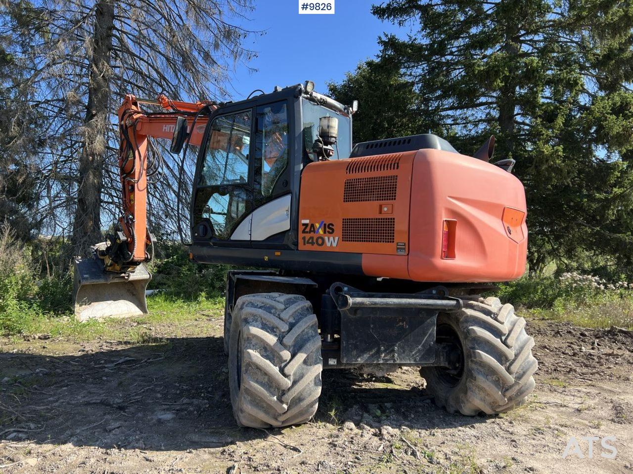 Hitachi ZX140 W-5B with rotor and planer bucket - Колесен багер: снимка 2 Hitachi ZX140 W-5B with rotor and planer bucket - Колесен багер: снимка 2