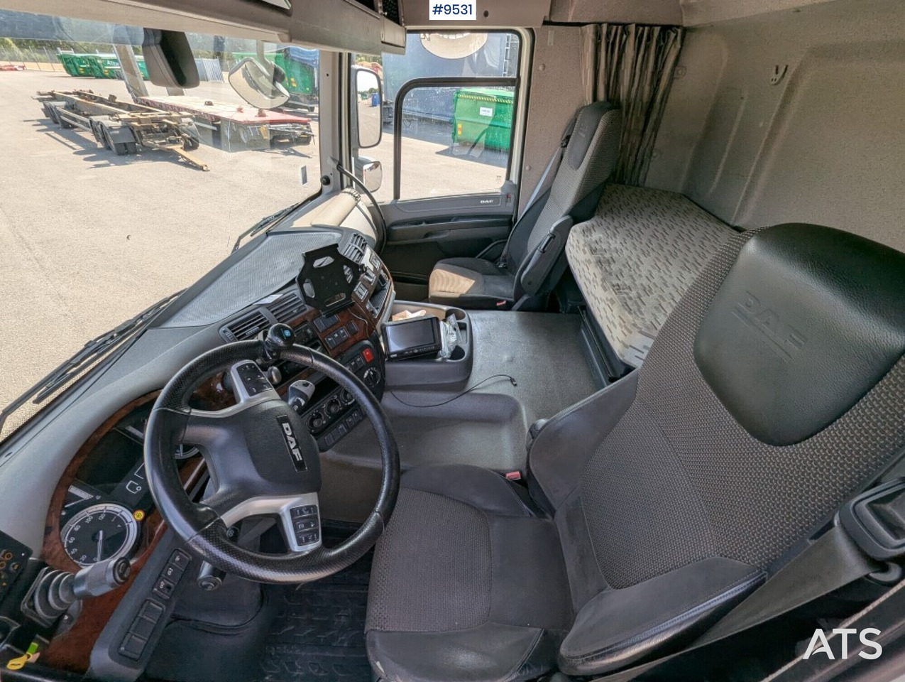 Hooklift Truck Daf FAQ CF510Z 8x2 (SEE VIDEO) - Мултилифт с кука камион: снимка 5 Hooklift Truck Daf FAQ CF510Z 8x2 (SEE VIDEO) - Мултилифт с кука камион: снимка 5