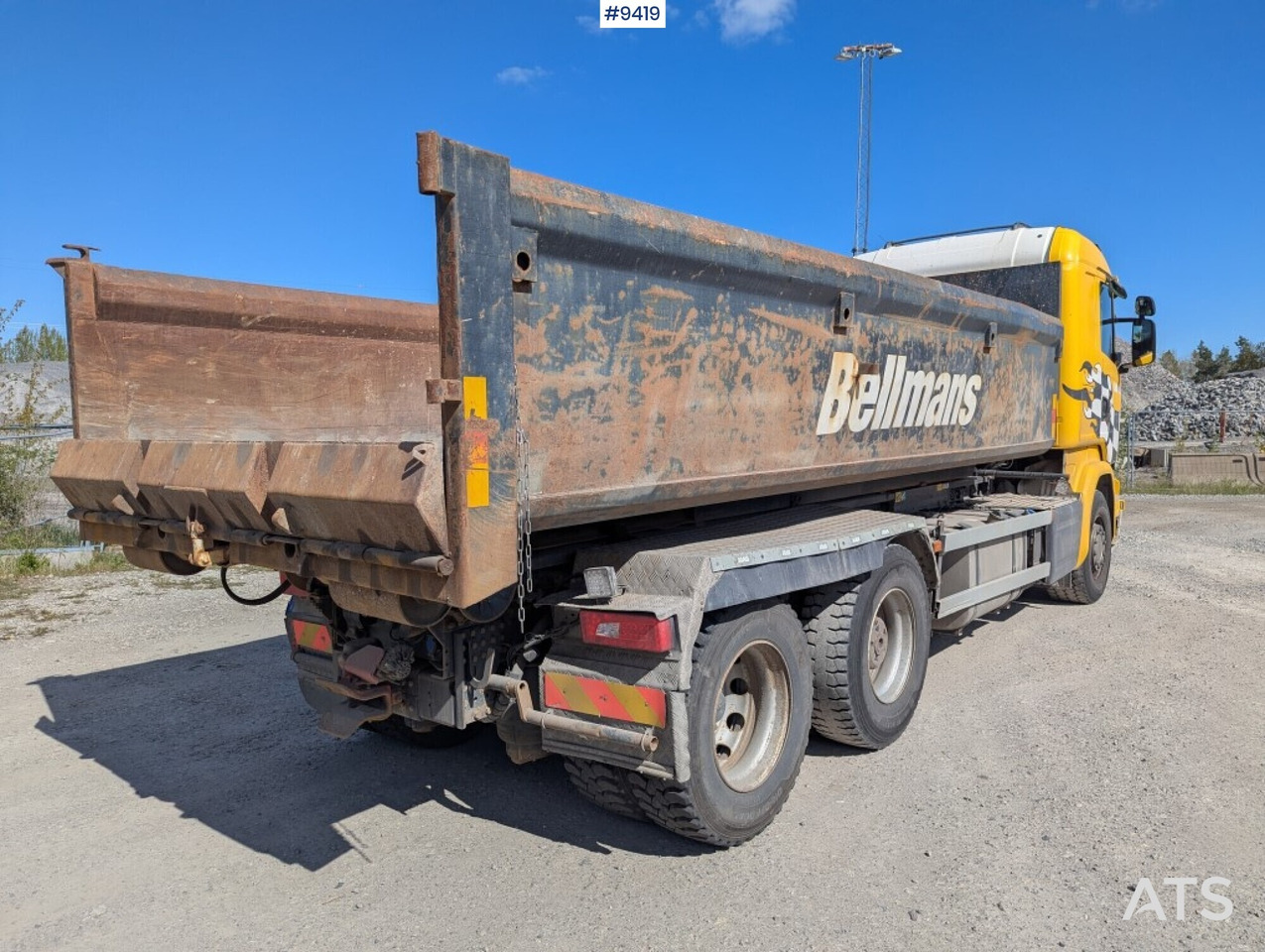 Hooklift Truck Scania R520 6x2 with flatbed - Мултилифт с кука камион: снимка 4 Hooklift Truck Scania R520 6x2 with flatbed - Мултилифт с кука камион: снимка 4