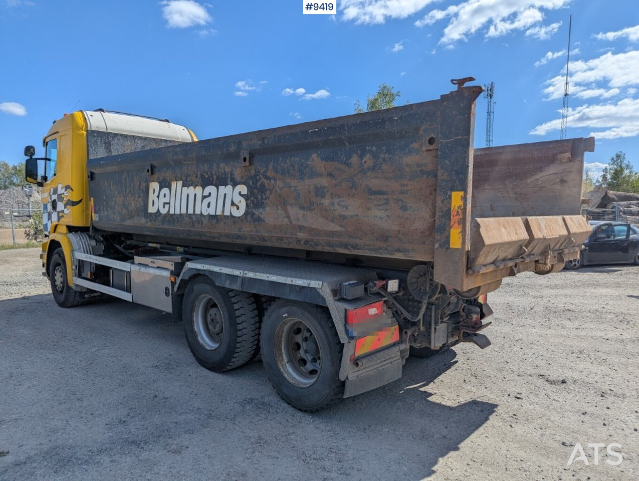 Hooklift Truck Scania R520 6x2 with flatbed - Мултилифт с кука камион: снимка 3 Hooklift Truck Scania R520 6x2 with flatbed - Мултилифт с кука камион: снимка 3