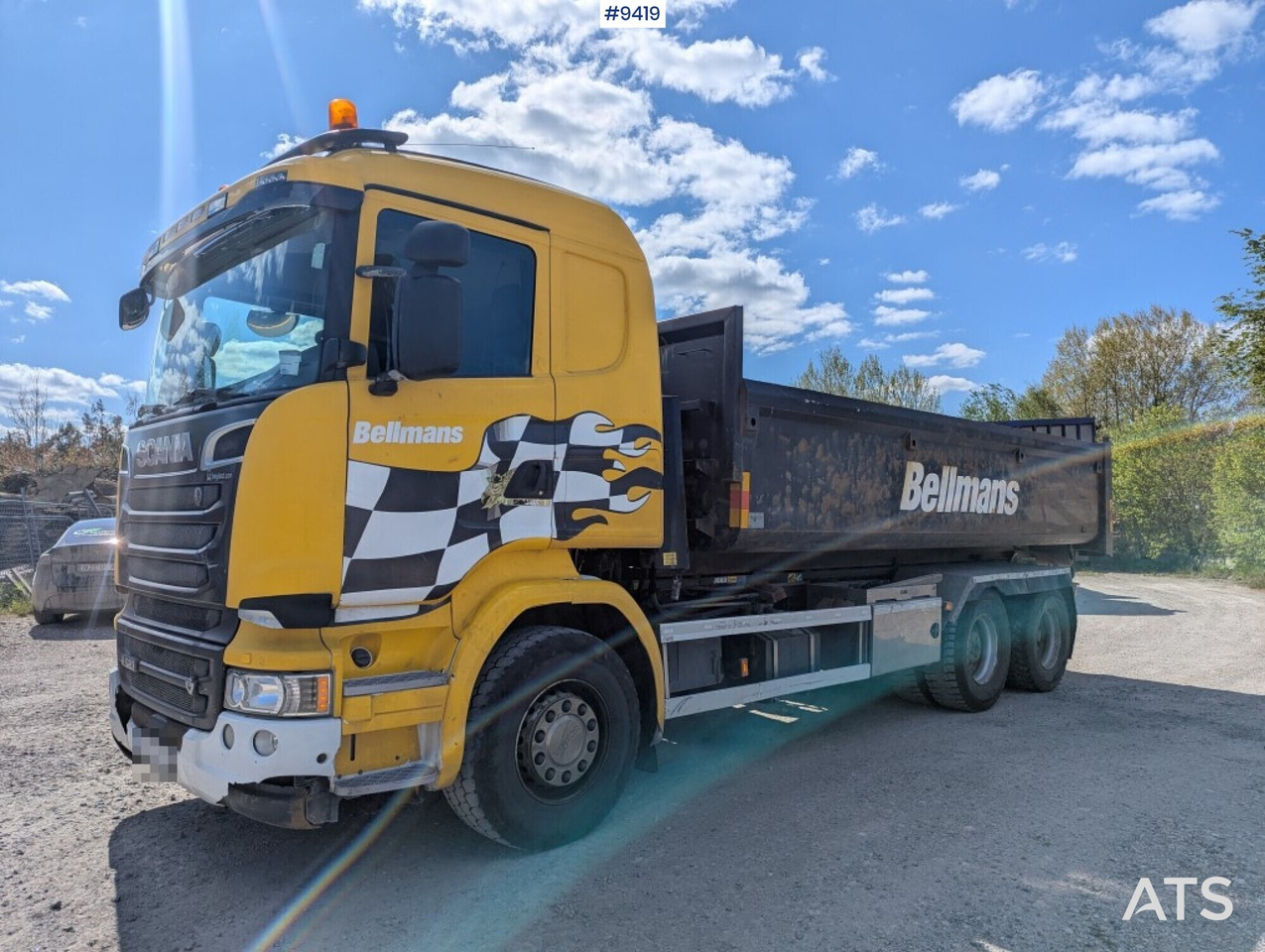 Hooklift Truck Scania R520 6x2 with flatbed - Мултилифт с кука камион: снимка 1 Hooklift Truck Scania R520 6x2 with flatbed - Мултилифт с кука камион: снимка 1