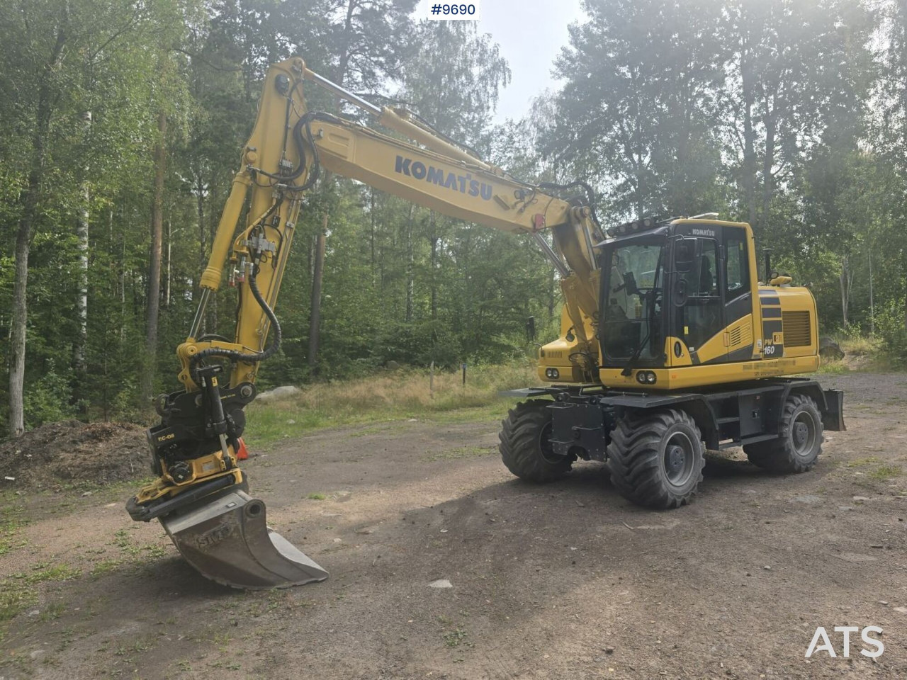 Komatsu PW160-11 with machine control - Колесен багер: снимка 1 Komatsu PW160-11 with machine control - Колесен багер: снимка 1