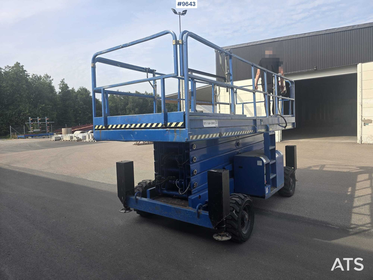 Large scissor lift Haulotte (VIDEO) - Ножична работна платформа: снимка 2 Large scissor lift Haulotte (VIDEO) - Ножична работна платформа: снимка 2