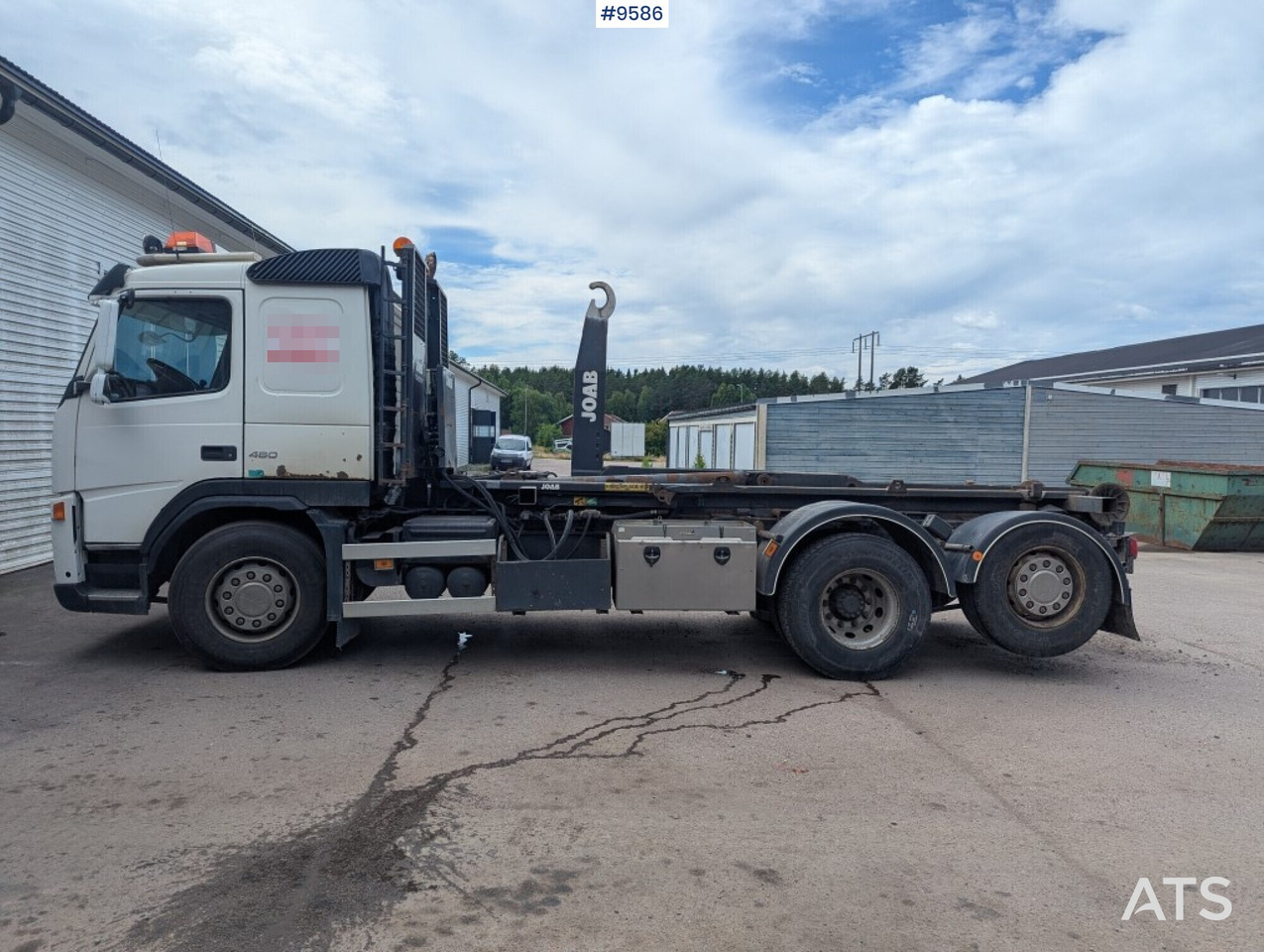 Lastväxlare Volvo FM420 6X2 med snabblåssystem - Мултилифт с кука камион: снимка 2 Lastväxlare Volvo FM420 6X2 med snabblåssystem - Мултилифт с кука камион: снимка 2