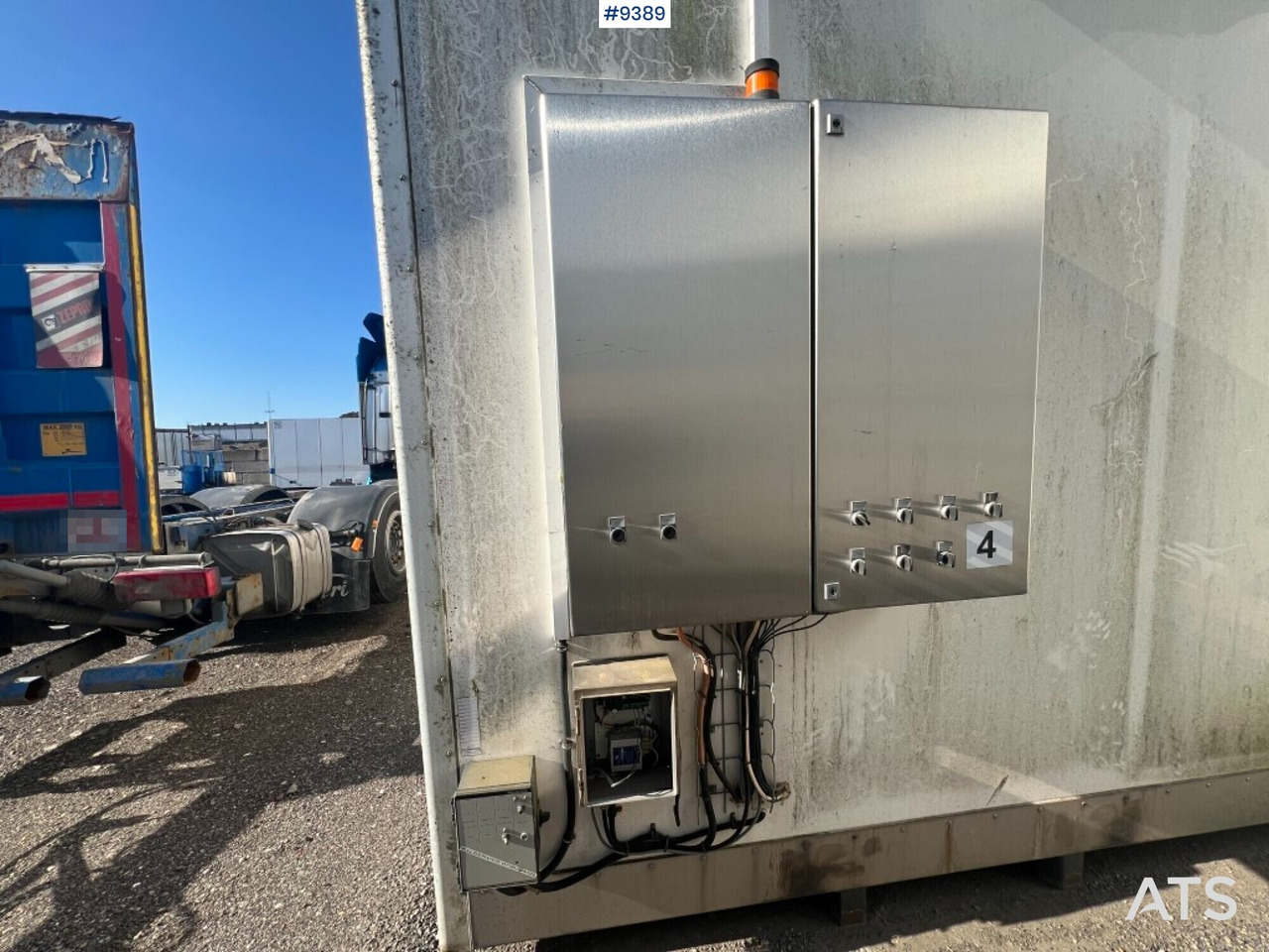 Refrigerated trailer box - Lagab - 6ton - Каросерия - рефрижератор: снимка 3 Refrigerated trailer box - Lagab - 6ton - Каросерия - рефрижератор: снимка 3