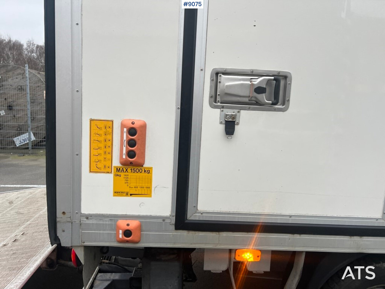 Refrigerated truck - Renault Master - Хладилен бус: снимка 4 Refrigerated truck - Renault Master - Хладилен бус: снимка 4