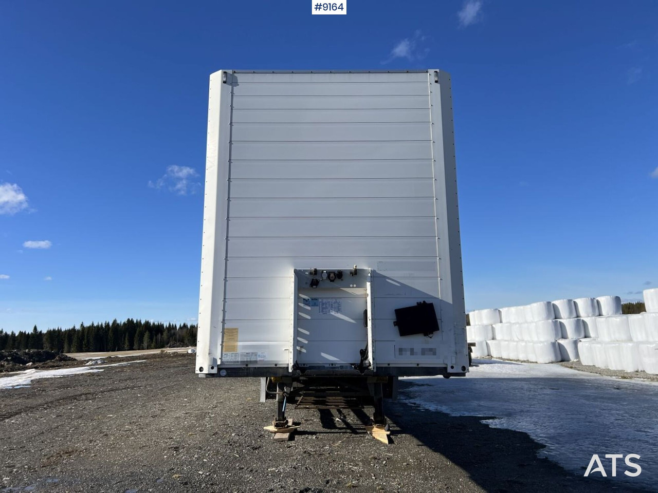 SCHMITZ CARGOBULL Megatrailer - Затворена каросерия полуремарке: снимка 2 SCHMITZ CARGOBULL Megatrailer - Затворена каросерия полуремарке: снимка 2