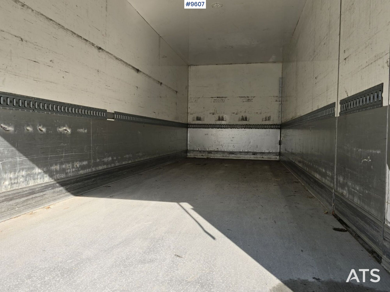 Scania P320 Skåpbil - Камион фургон: снимка 5 Scania P320 Skåpbil - Камион фургон: снимка 5