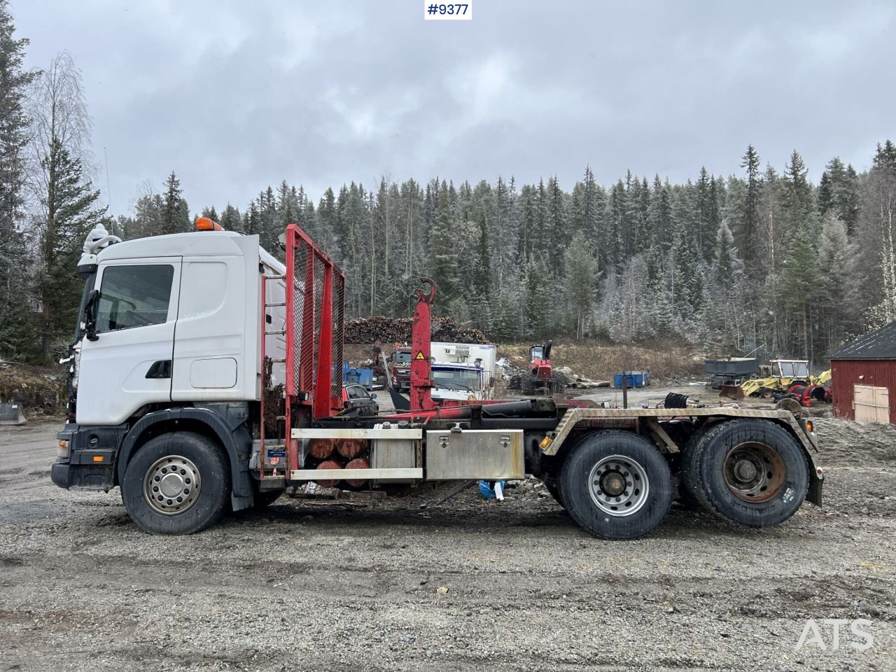 Scania R144 Hooklift Truck - Мултилифт с кука камион: снимка 3 Scania R144 Hooklift Truck - Мултилифт с кука камион: снимка 3