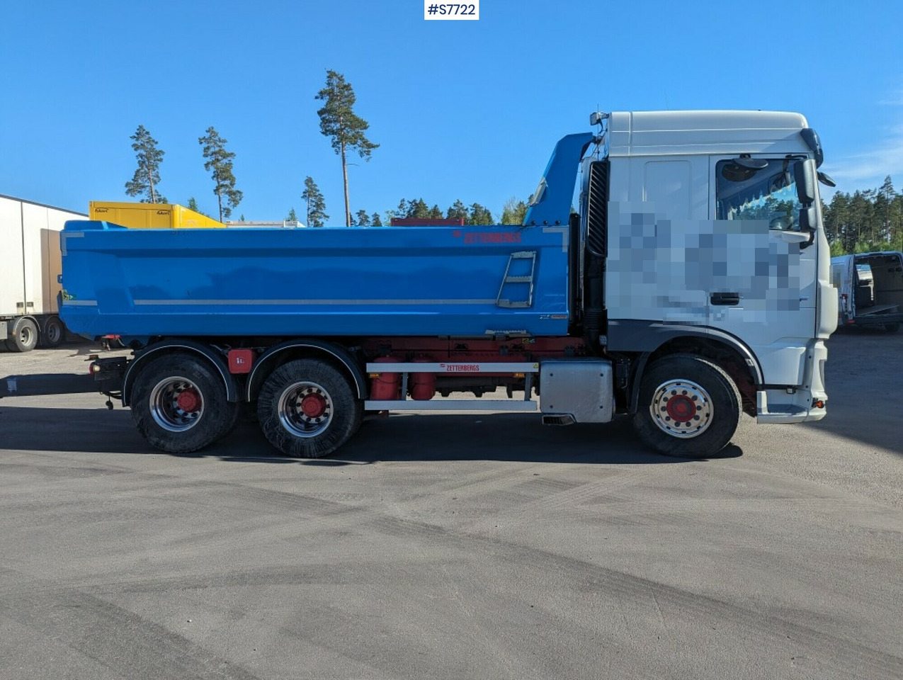 Самосвал камион Tipper Truck DAF FAT XF530Z: снимка 11 Самосвал камион Tipper Truck DAF FAT XF530Z: снимка 11