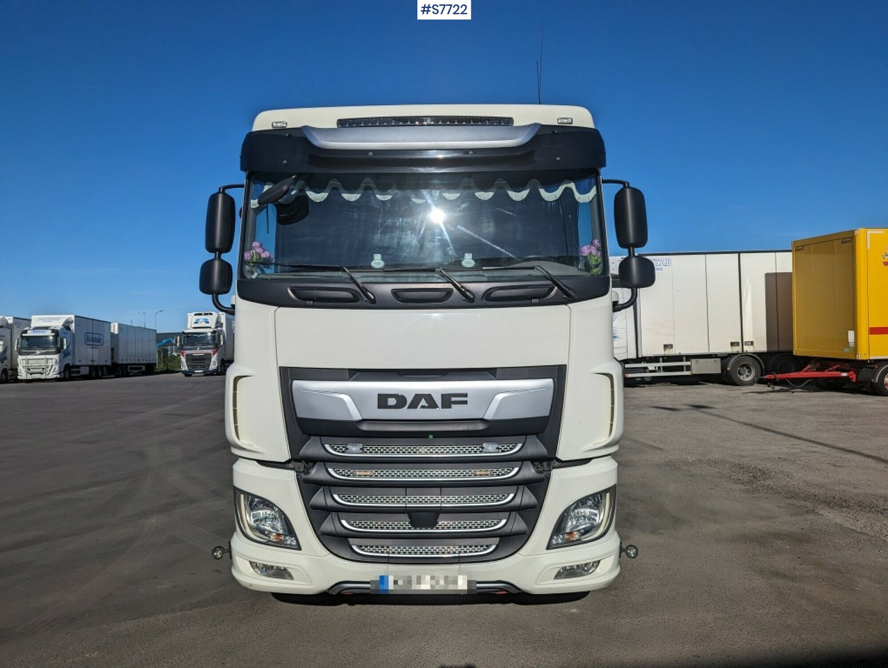 Самосвал камион Tipper Truck DAF FAT XF530Z: снимка 12 Самосвал камион Tipper Truck DAF FAT XF530Z: снимка 12