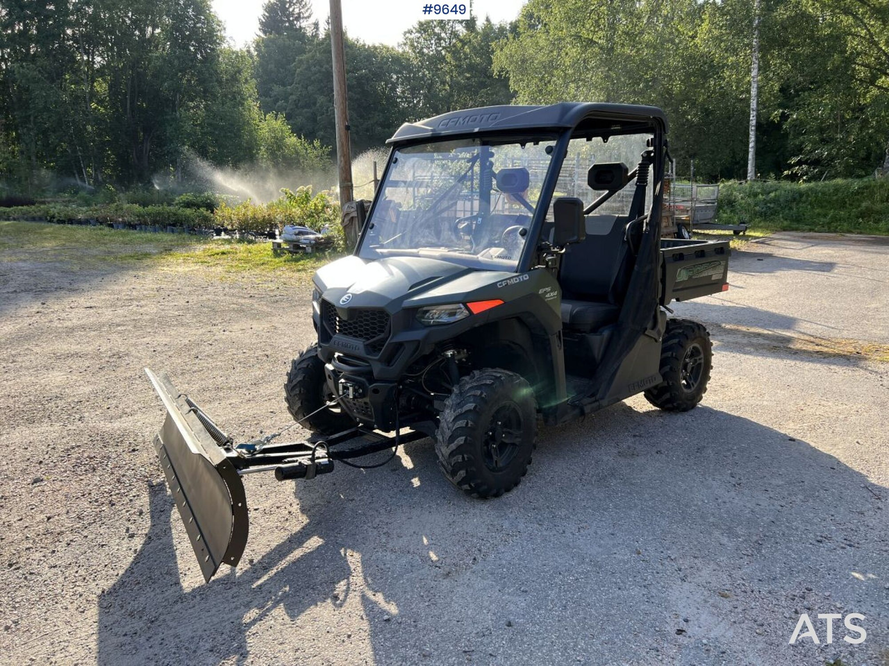 UTV CFMOTO UFORCE 600 with plow - Четириколка: снимка 2 UTV CFMOTO UFORCE 600 with plow - Четириколка: снимка 2