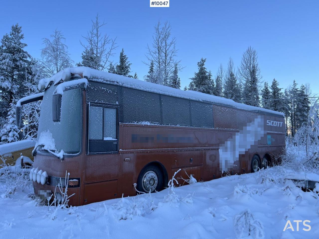 Кемпер ван VOLVO B10M-70B Motorhome / Snowmobile bus with rear lift: снимка 19